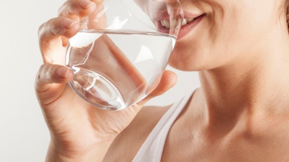 quando bere acqua in estate