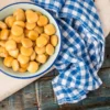 Lupini, il ritorno del legume dimenticato: in Italia vendite in crescita e consumi in aumento